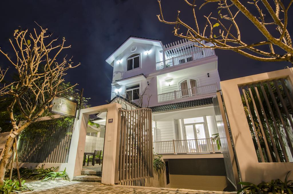 Frangipani Boutique Hotel Da Nang Exterior foto